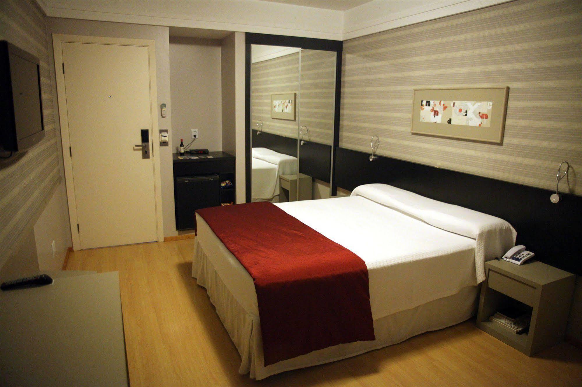 Max Plaza Hotel Marília Exteriör bild